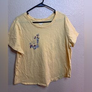 Old Navy women’s T-shirt—XXL